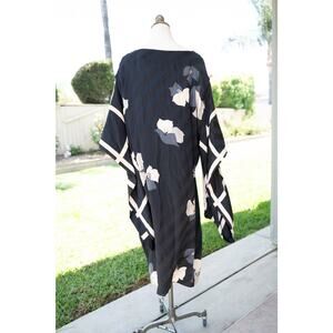 100% Vintage Mod Kaftan Dress Long Sleeve Black Floral Flowy